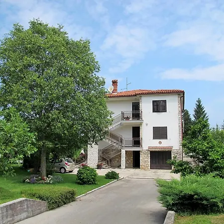 Landhaus Pinjol Karojba